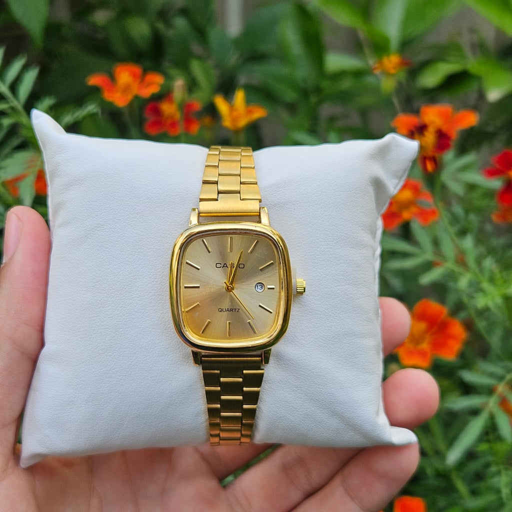 CASIO FEMME CARRÉ ACIER