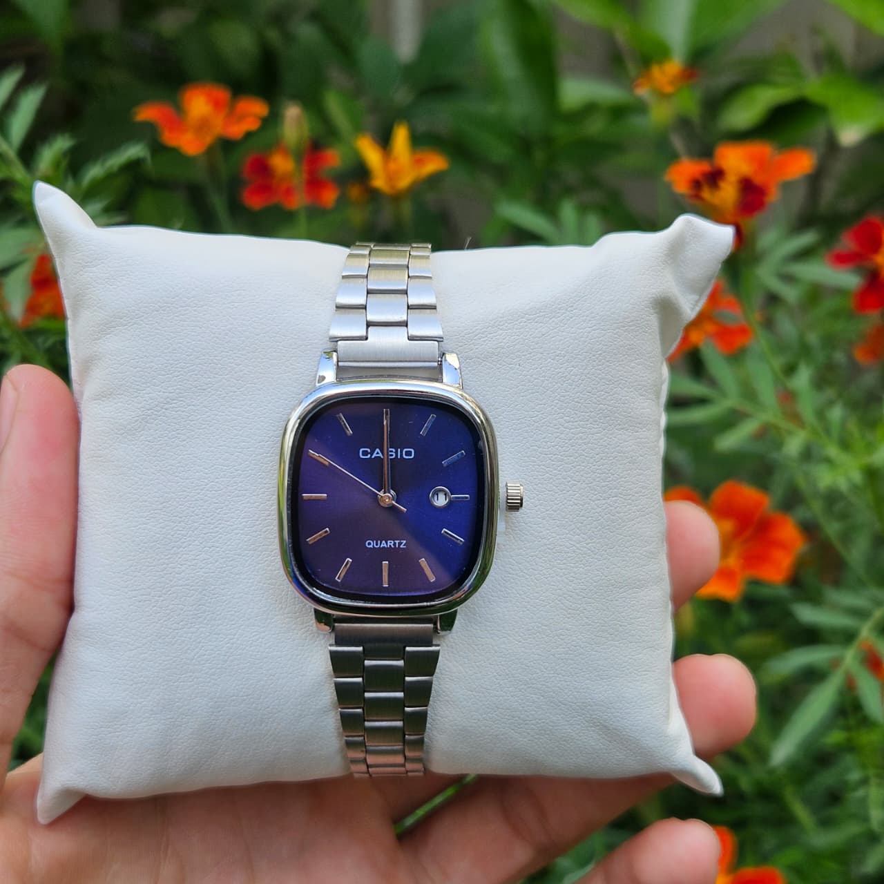 CASIO FEMME CARRÉ ACIER