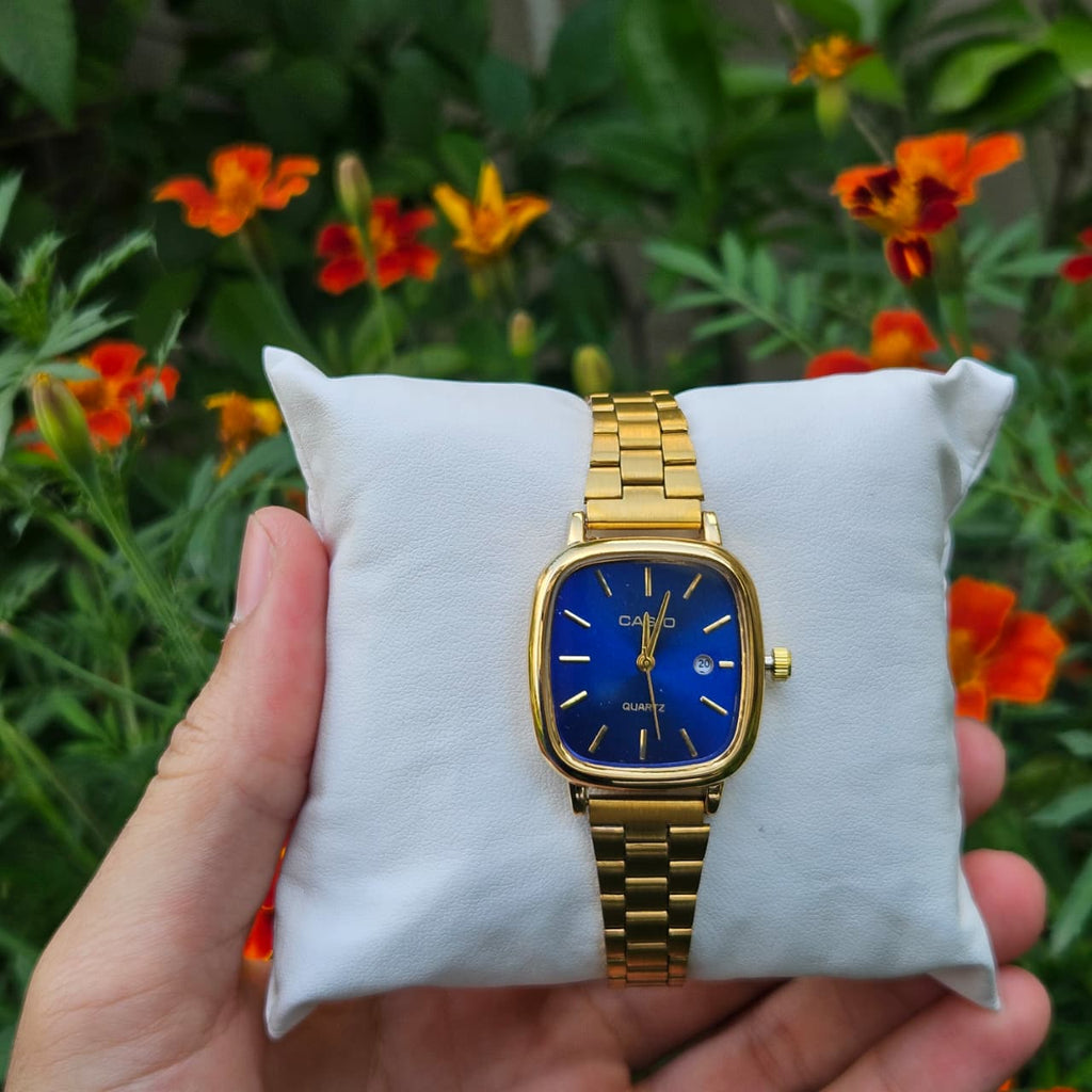 CASIO FEMME CARRÉ ACIER