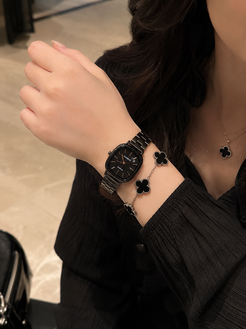 Montre Casio Femme et Bracelet