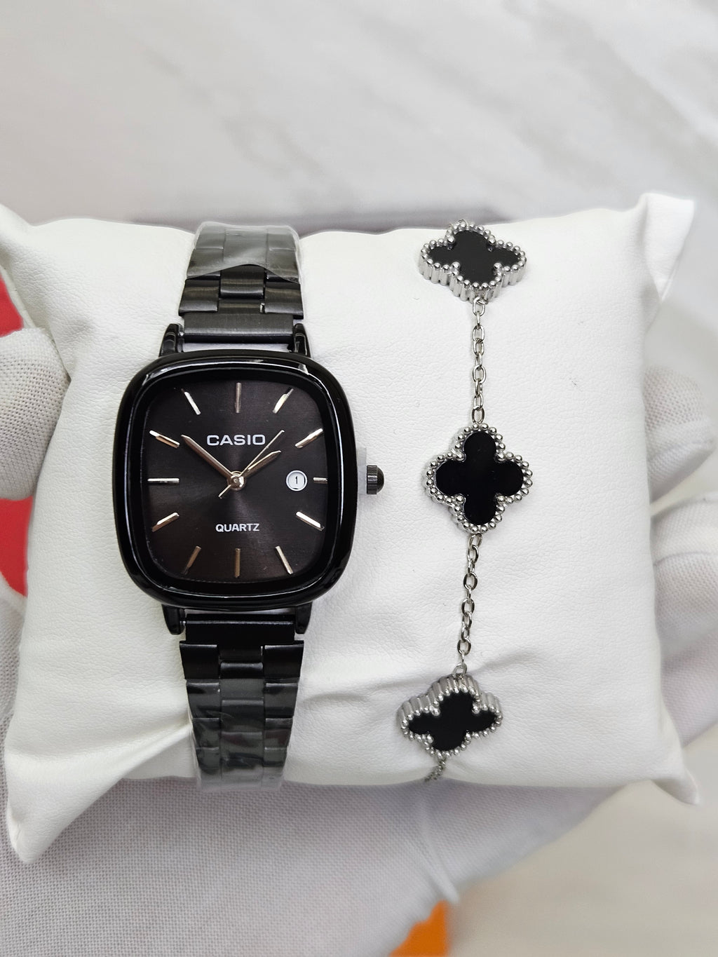 Montre Casio Femme et Bracelet