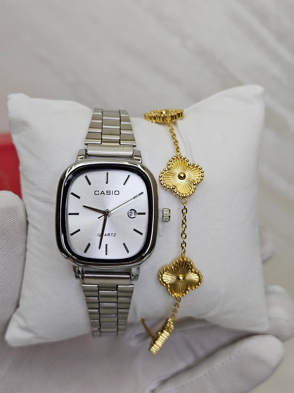 Montre Casio Femme et Bracelet